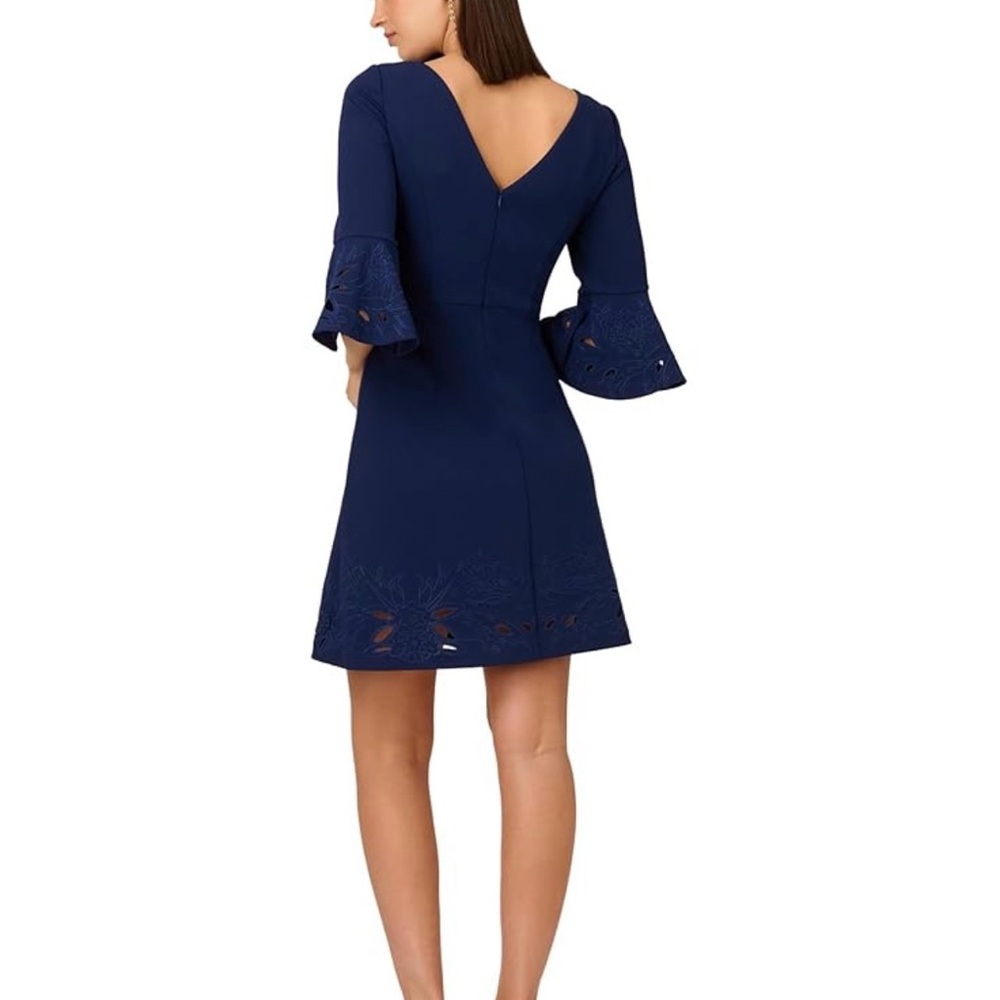 Women's Adrianna Papell Knit Crepe size 2 - Picture 2 of 6